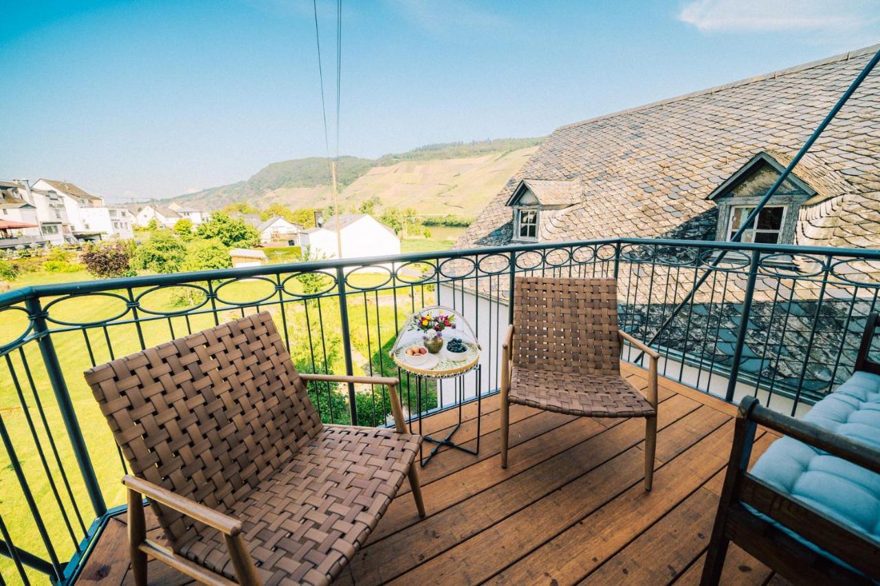 Gut Foersterlay - Exklusive Boutique Apartments Im Historischen Winzerhaus Direkt An Der Mosel Losnich Экстерьер фото