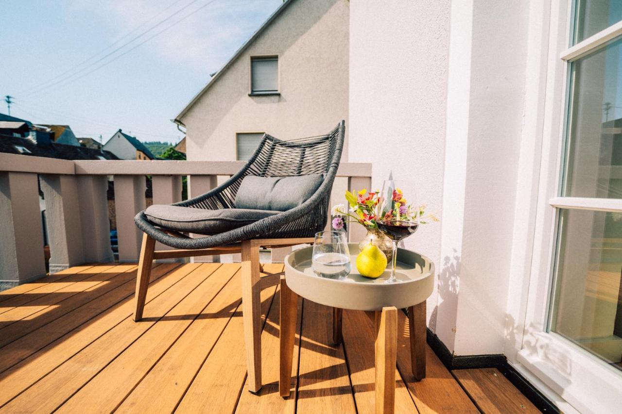 Gut Foersterlay - Exklusive Boutique Apartments Im Historischen Winzerhaus Direkt An Der Mosel Losnich Экстерьер фото