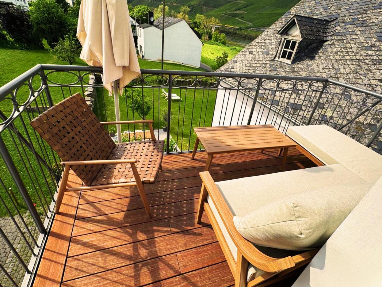 Gut Foersterlay - Exklusive Boutique Apartments Im Historischen Winzerhaus Direkt An Der Mosel Losnich Экстерьер фото